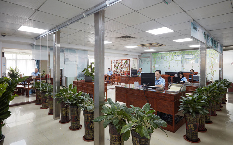 工廠模具公司辦公室裝潢實景圖效果